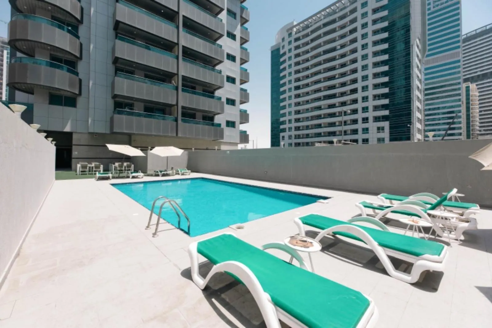 Apartment Studio With Sunset Views At Dubai Marina United Arab Emirates