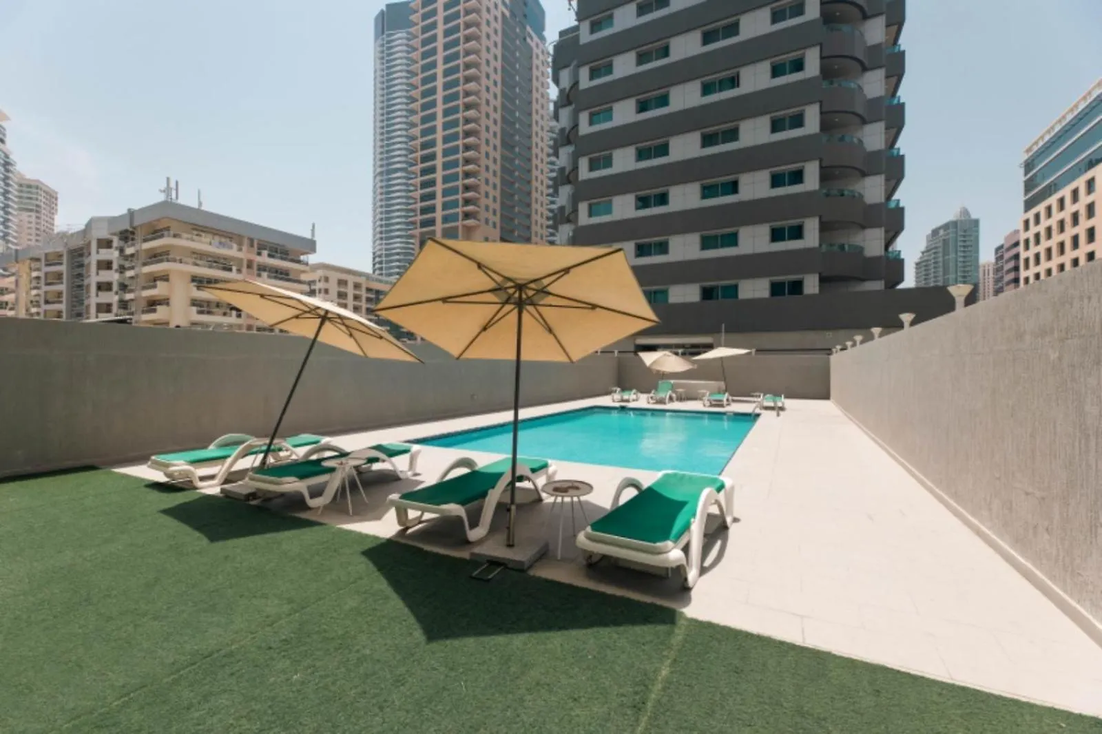Studio With Sunset Views At Dubai Marina